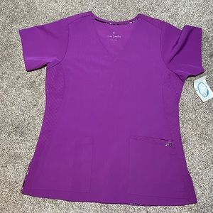 Vera Bradley purple scrub top size small.       CB35